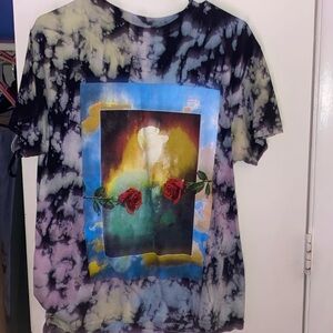 T-Shirt bleached out with roses